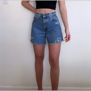 Levi’s midi shorts
